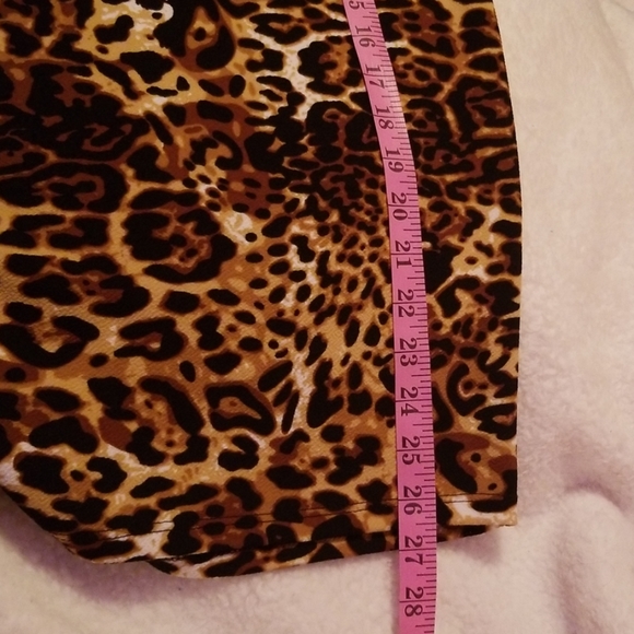 💥NWOT LEOPARD SKIRT💥 - Picture 5 of 5